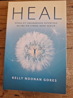 Gores, Kelly Noonan: HEAL  - (BRUGT - VELHOLDT)